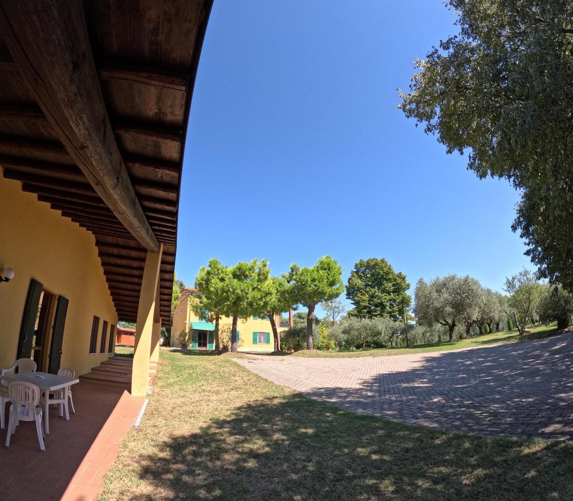 Agriturismo Gardenali Волта Мантована Екстериор снимка